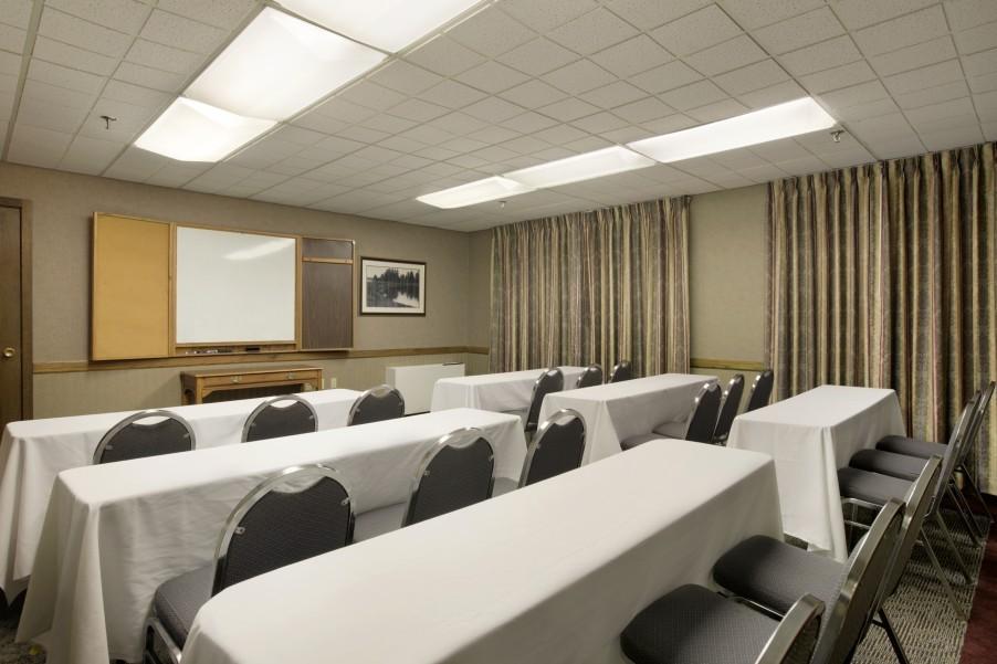 Elk Grove Hotel Элк-Гров-Виллидж Бизнес фото
